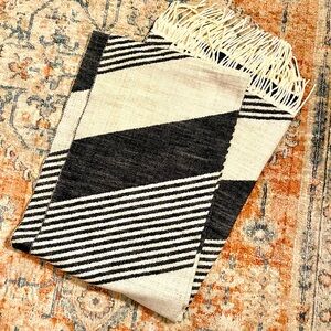 NWOT GAP scarf